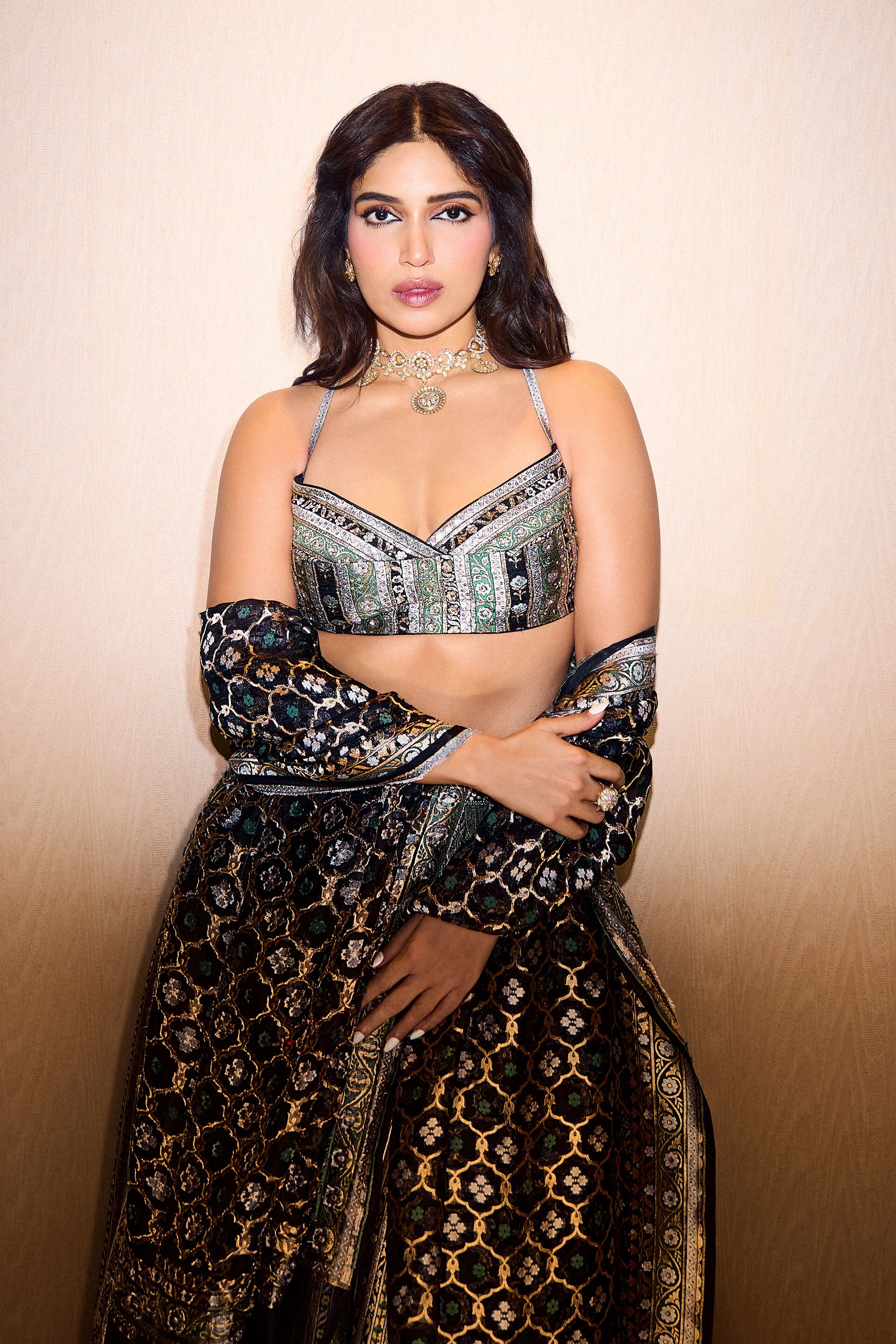 Alahna Handwoven Benarasi Silk Lehenga Set - Black, , image 3